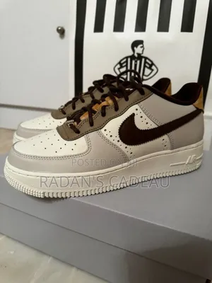 Nike Air Force 1