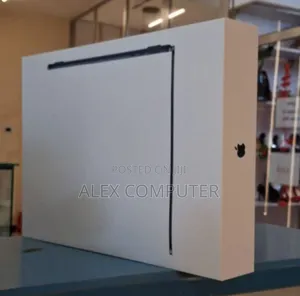 New Laptop Apple MacBook Air 16GB Apple M4 SSD 512GB