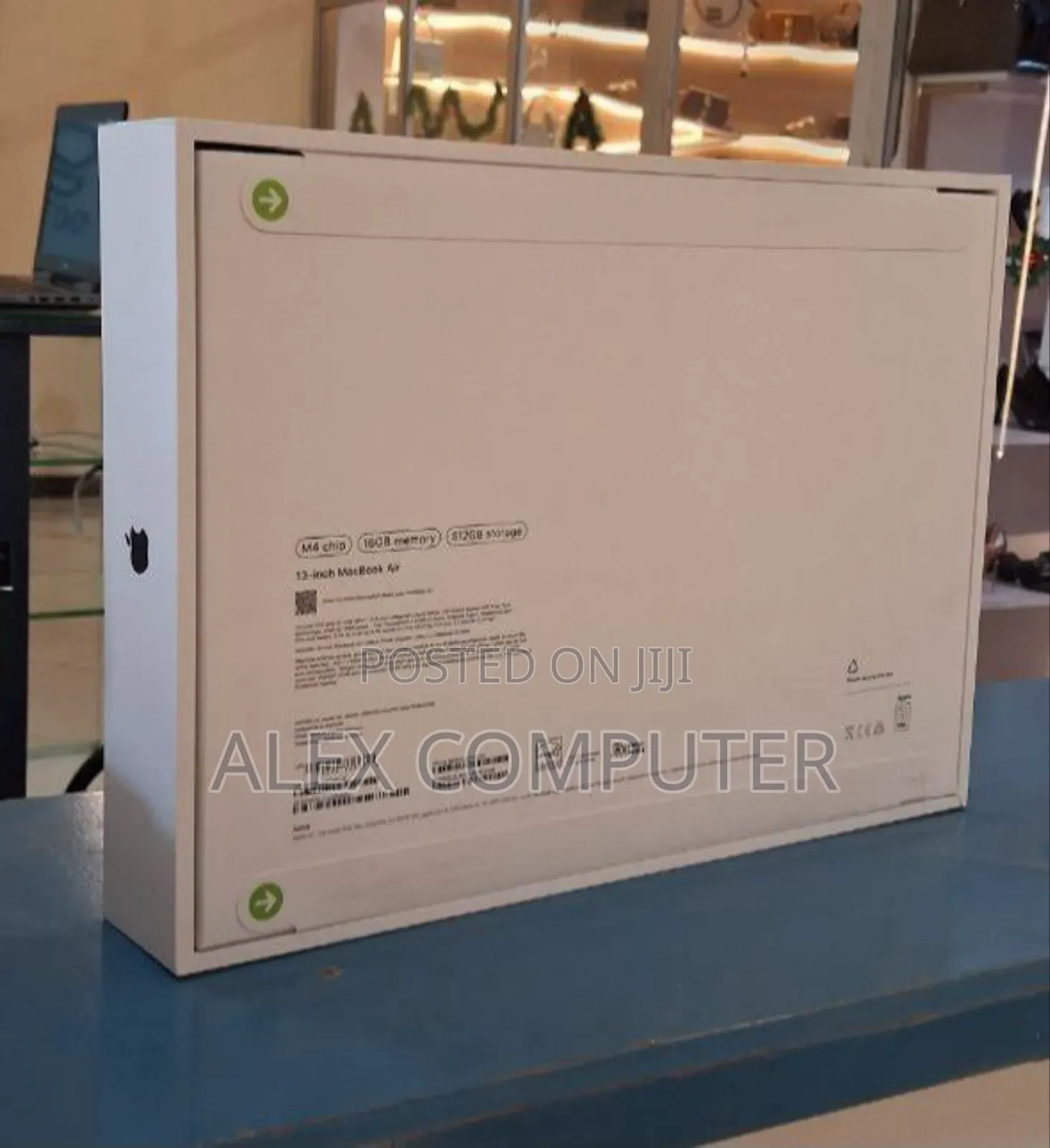 New Laptop Apple MacBook Air 16GB Apple M4 SSD 512GB