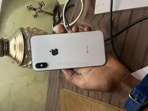 Apple iPhone X 256 GB White