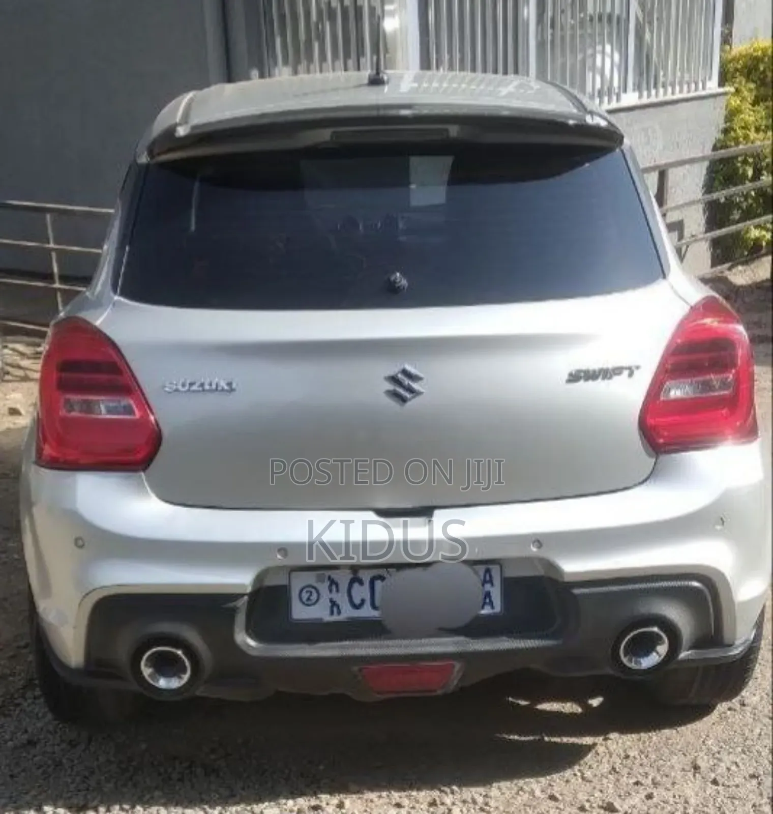 Suzuki Swift 2022 White