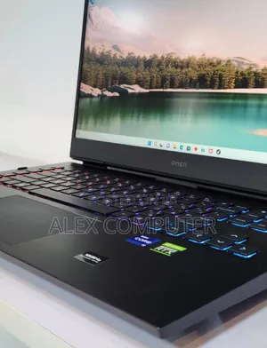 New Laptop HP Omen 17 32GB Intel Core I7 SSD 1T