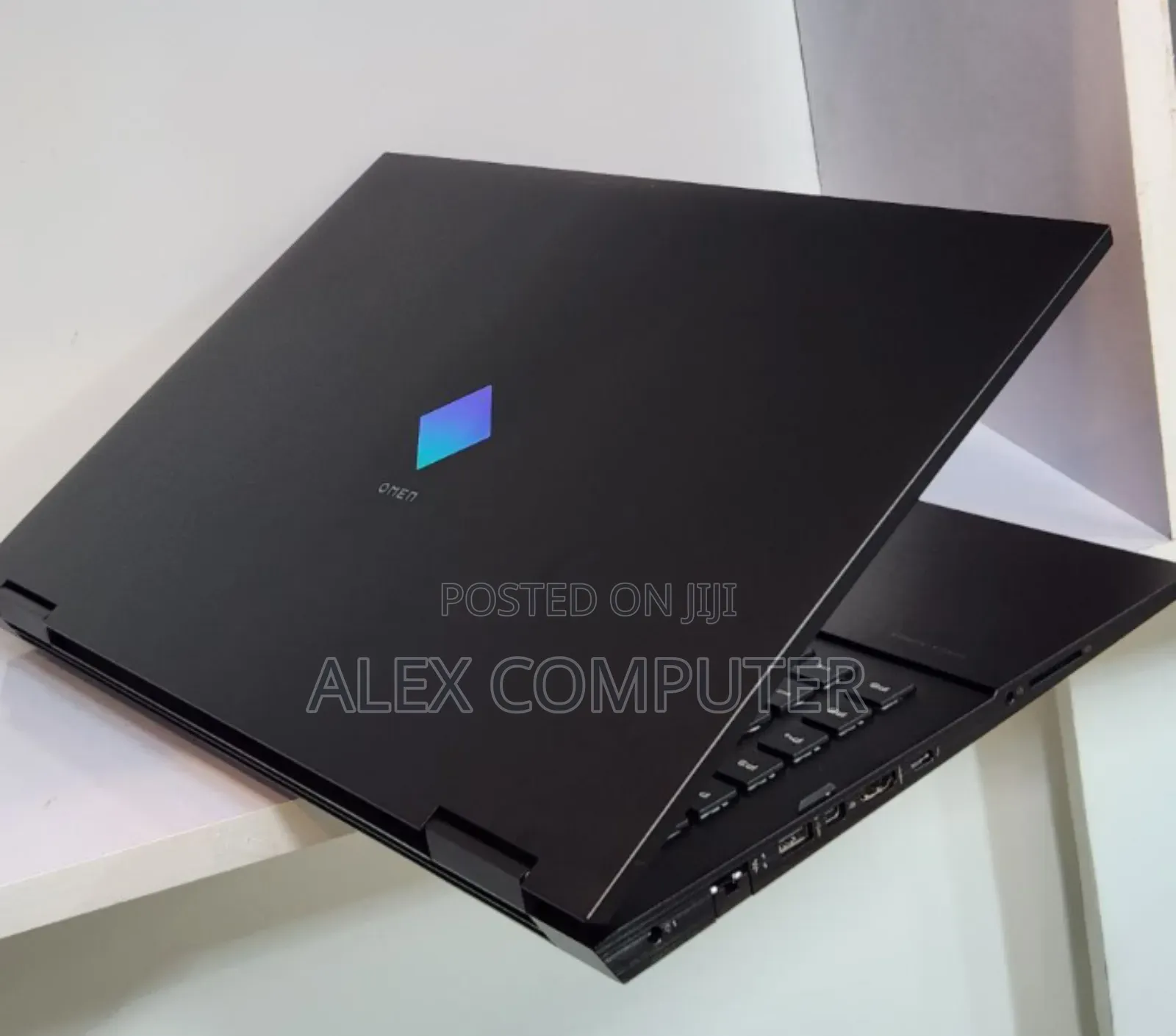 New Laptop HP Omen 17 32GB Intel Core I7 SSD 1T