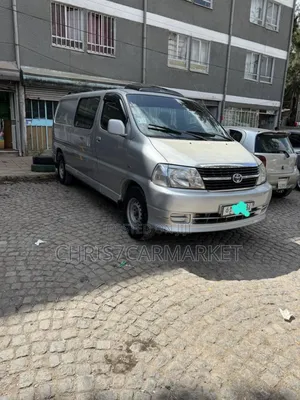 Toyota HiAce 2011 Silver