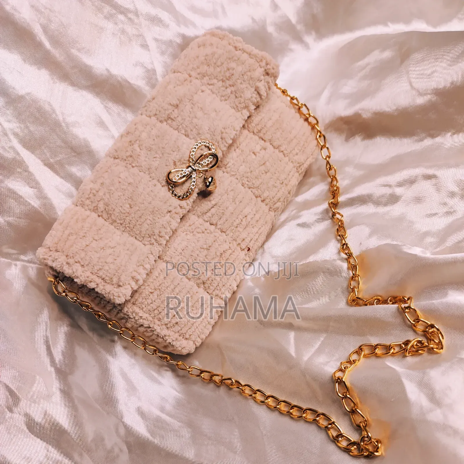 Mabela Crochet Bag