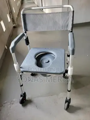 3-in-1 Commode/Toilet Shower Chair聯雀sit Bathe፷¶Disabilities as Well