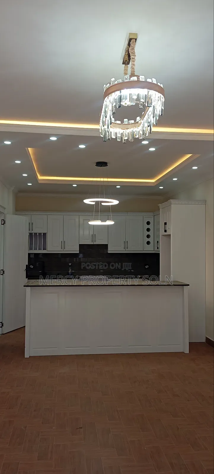 Furnished 10bdrm House in Bole for sale