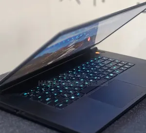 New Laptop Dell Alienware M17X 16GB AMD Ryzen 7 SSD 1T