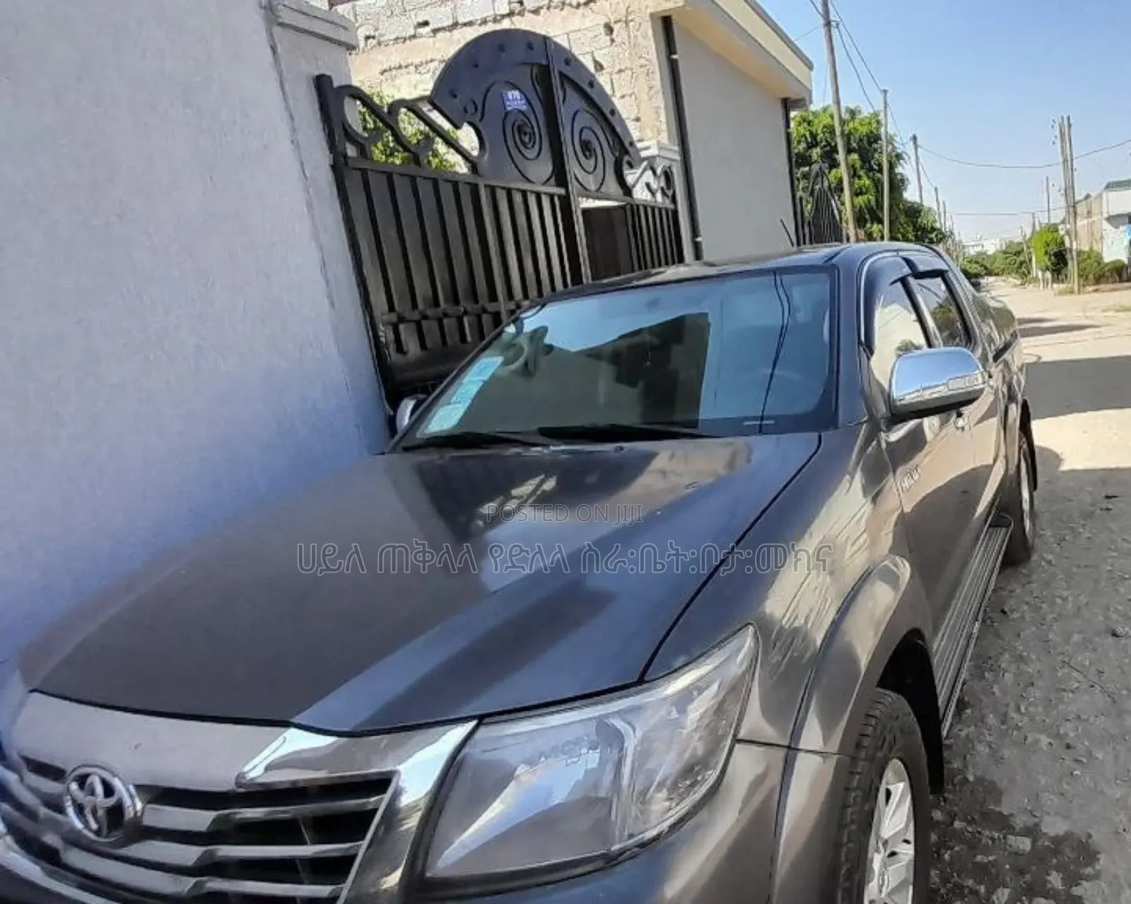 Toyota Hilux 2013 Teal