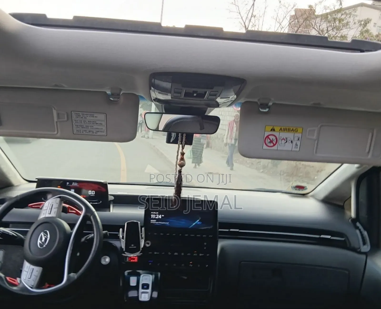 Hyundai Staria 2022 Gray