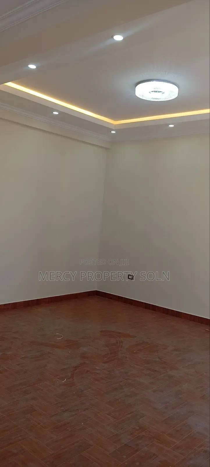 Furnished 10bdrm House in Bole for sale