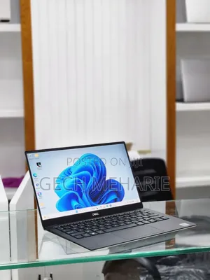 New Laptop Dell XPS 13 8GB Intel Core I7 SSD 512GB
