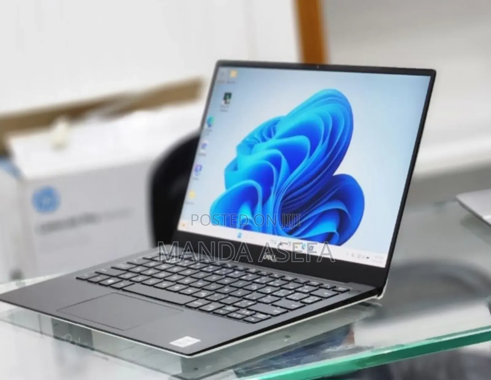 New Laptop Dell XPS 13 7390 8GB Intel Core I7 SSD 512GB