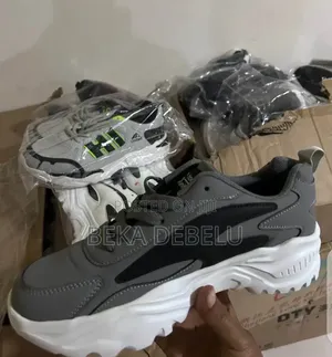 አዲስ ምርጥ ለመዘነጫ የሚሆኑ ጫማዎችን በቅናሽ