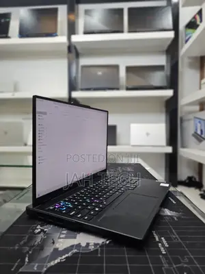 New Laptop Lenovo Legion 7 32GB Intel Core I9 SSD 1T