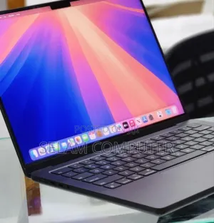 New Laptop Apple MacBook Air 2025 M4 13-Inch 16GB Apple M4 SSD 512GB