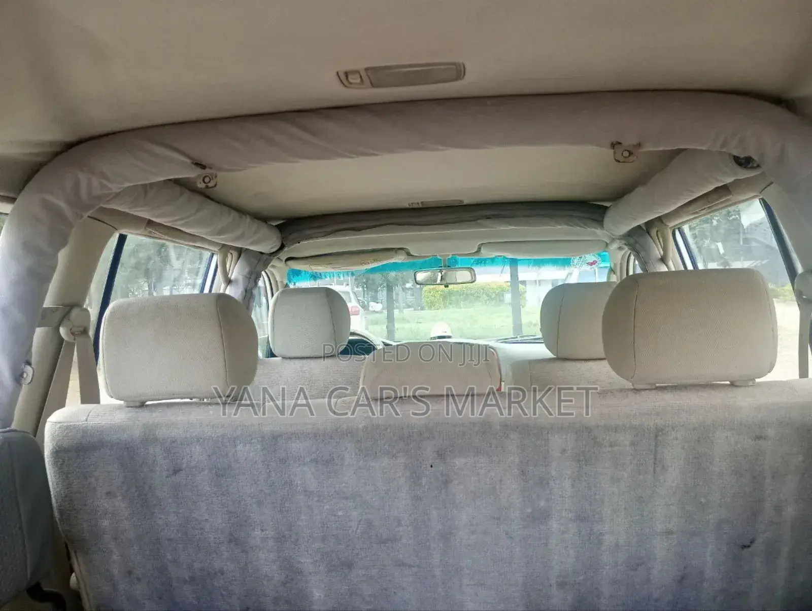 Toyota Land Cruiser 2005 White