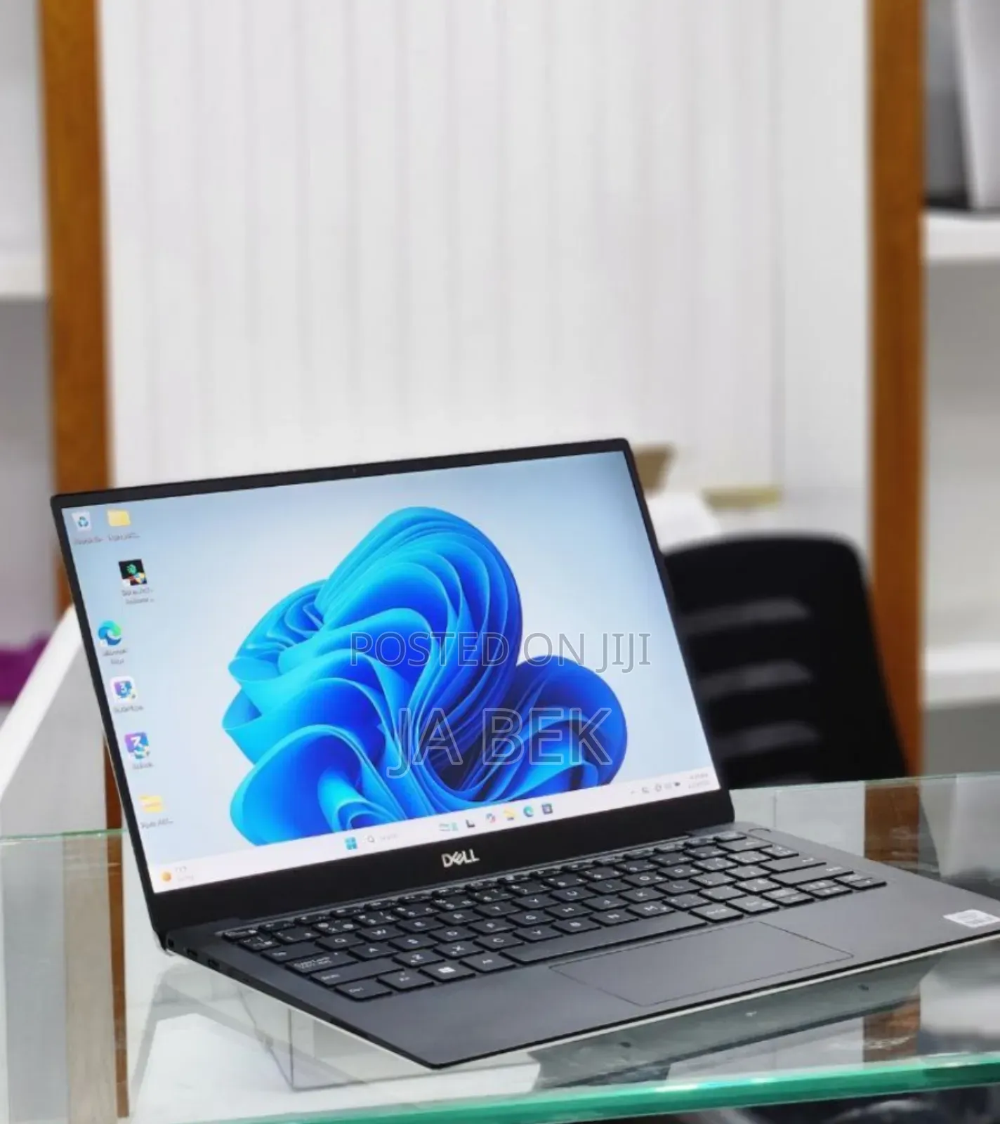 New Laptop Dell XPS 13 8GB Intel Core I7 SSD 512GB