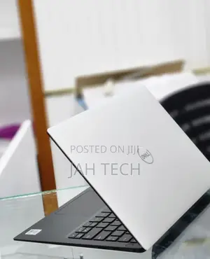New Laptop Dell XPS 13 8GB Intel Core I7 SSD 512GB