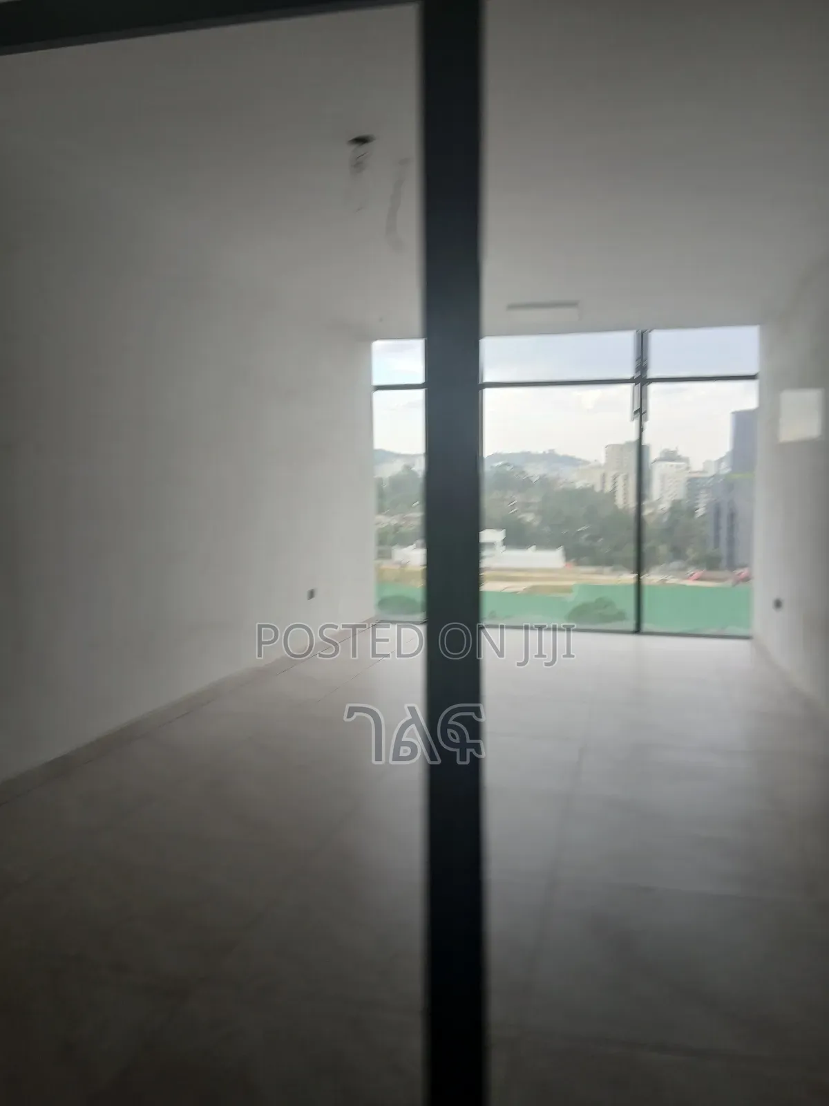 በቦሌ ቡልቡላ 93 ማዞሪያ 100% የተጠናቀቁ ሱቆች ሽያጭ