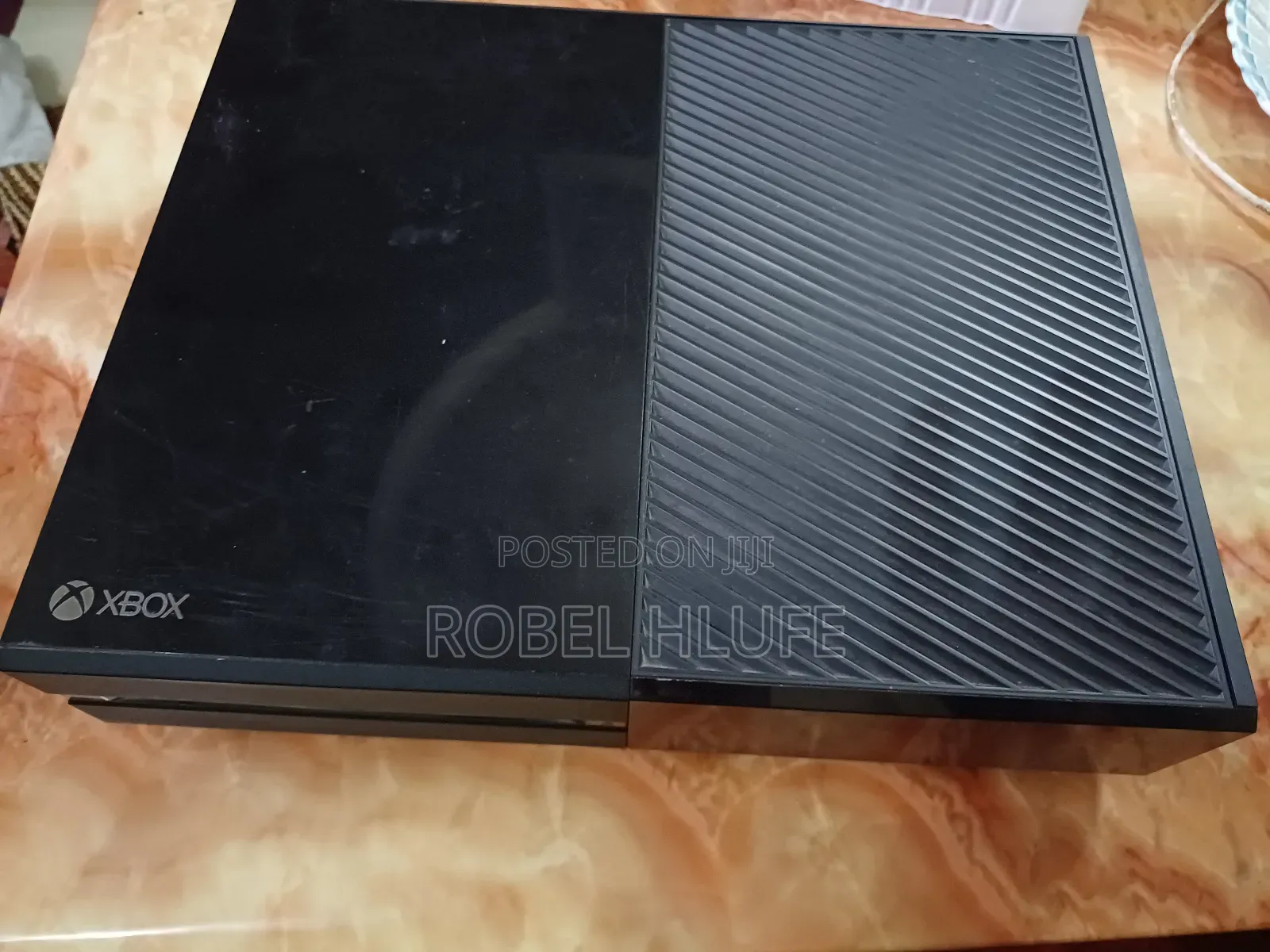 Xbox One, New Condition With a Joystic