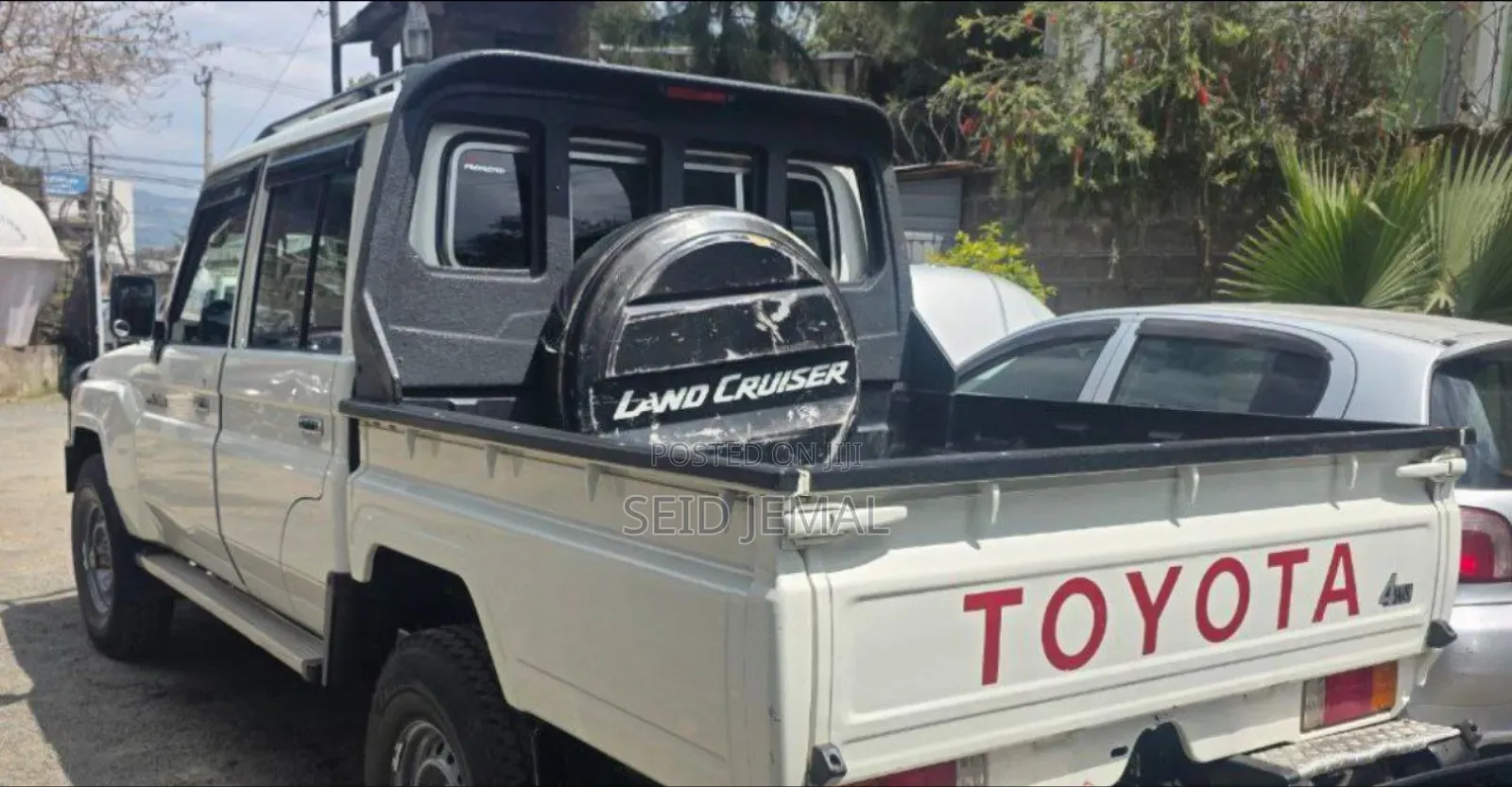 Toyota Hilux 2020 White