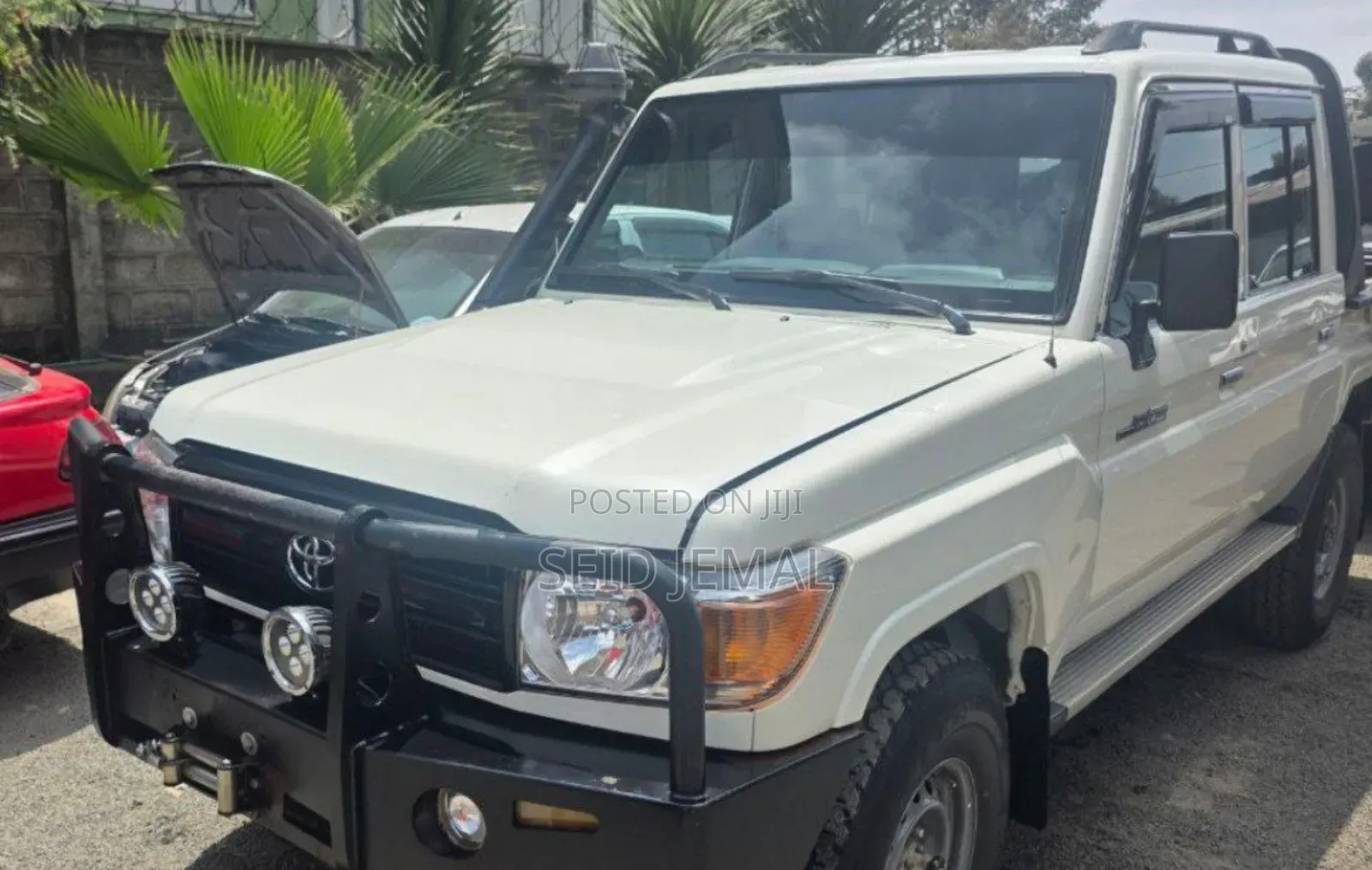 Toyota Hilux 2020 White