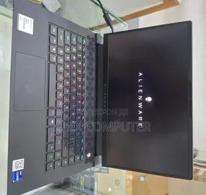 New Laptop Alienware M15 r3 32GB Intel Core i9 SSD 1T