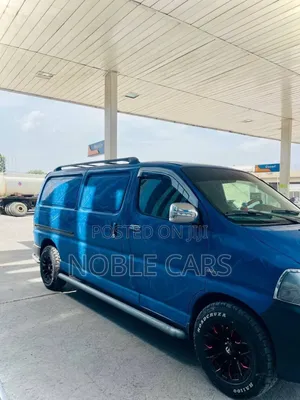 Toyota HiAce 2011 Blue