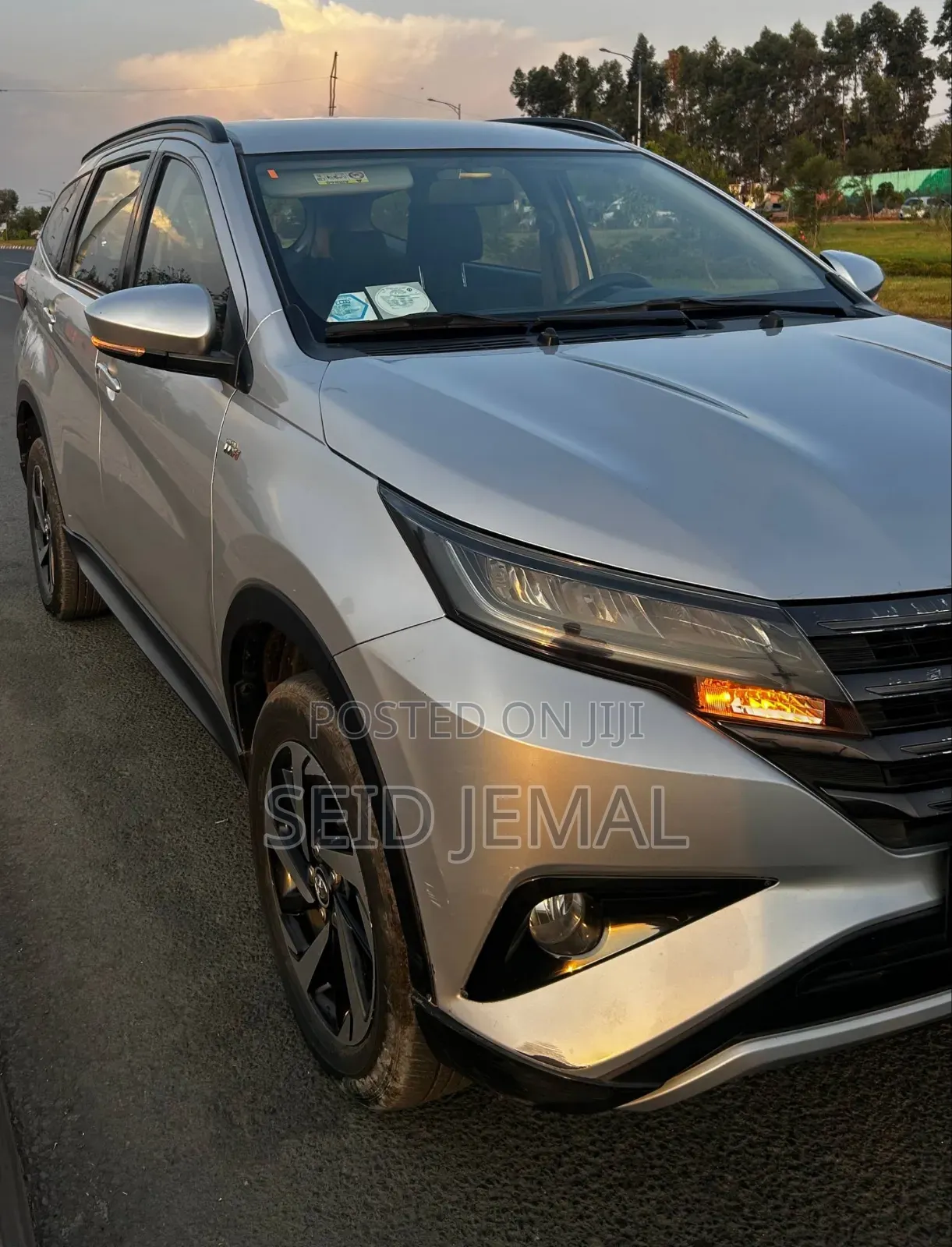 Toyota Rush 2021 Silver