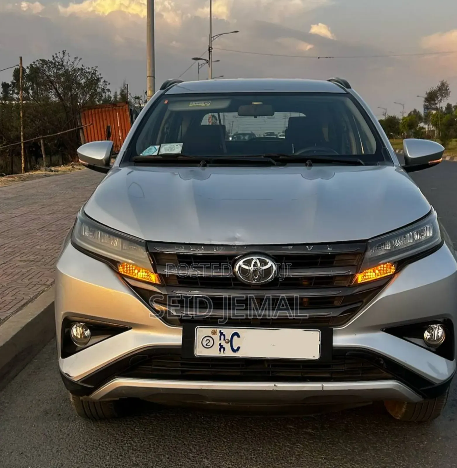 Toyota Rush 2021 Silver