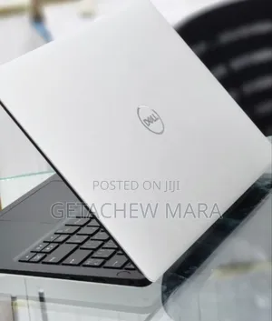 New Laptop Dell XPS 15 8GB Intel Core I7 SSD 512GB