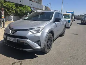 Toyota RAV4 2018 Silver