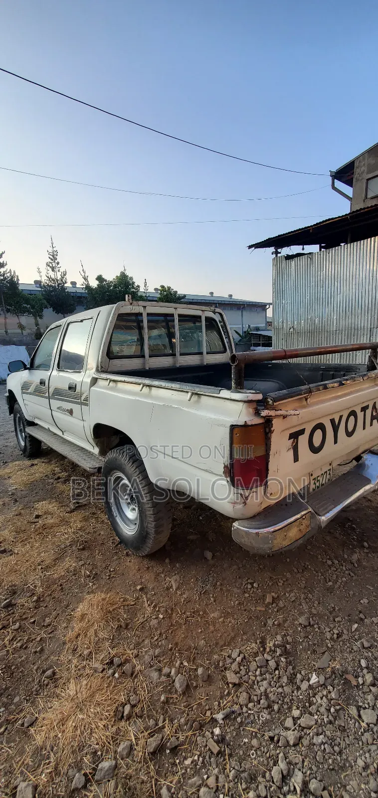 Toyota Hilux 1996 White