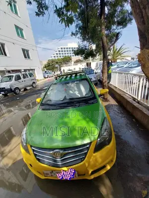 Lifan 530 1.3 2016 Yellow