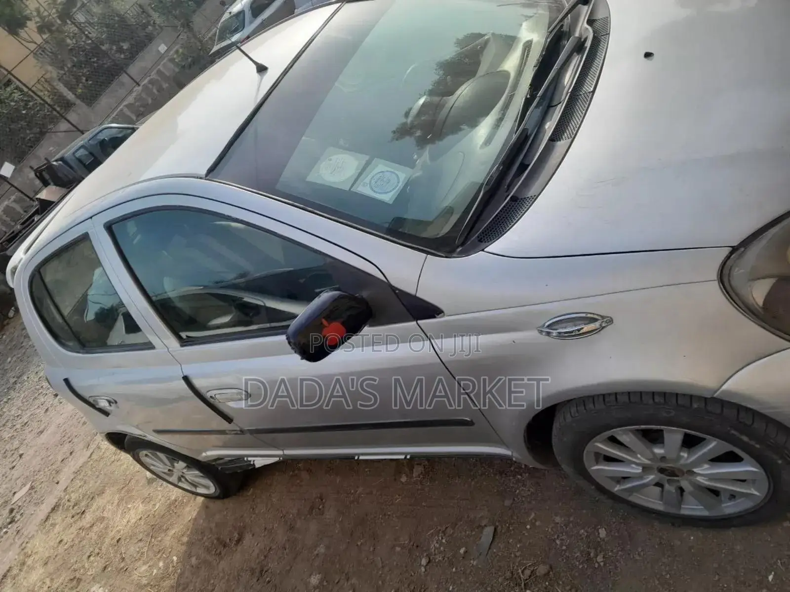 Toyota Vitz 2001 Silver