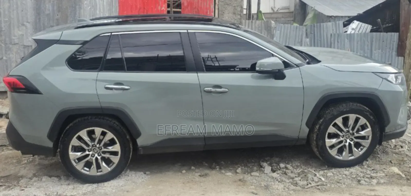 Toyota RAV4 2021 Green