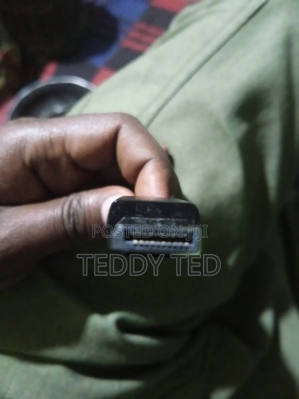 Display Port to Hdmi Converter