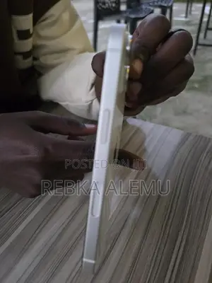 Apple iPhone 13 128 GB White