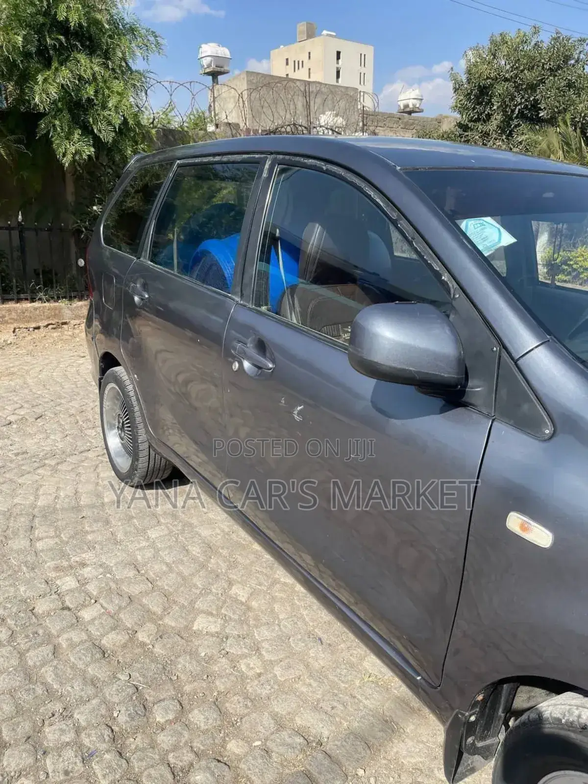 Toyota Avanza 2013 Gray