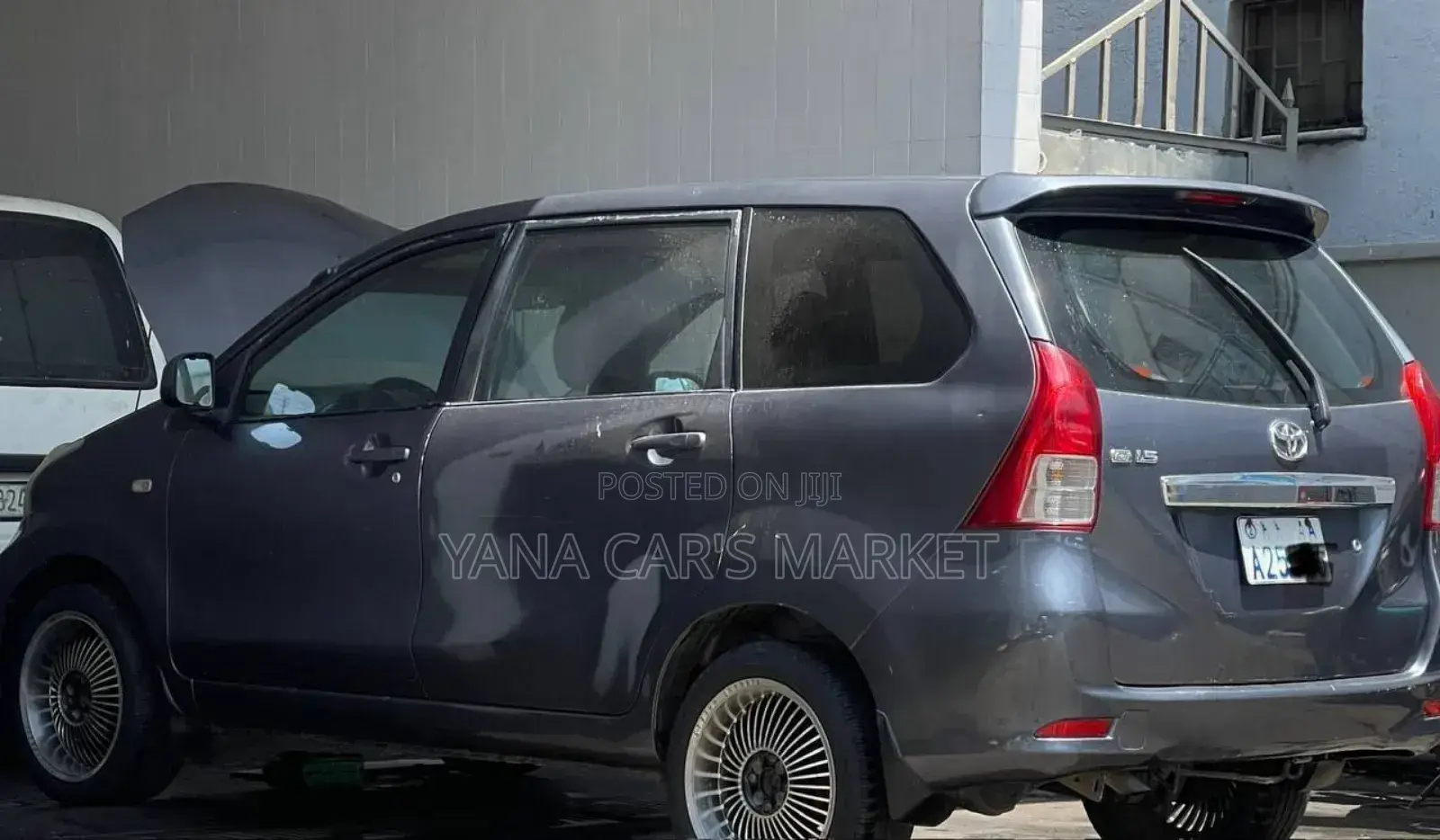Toyota Avanza 2013 Gray