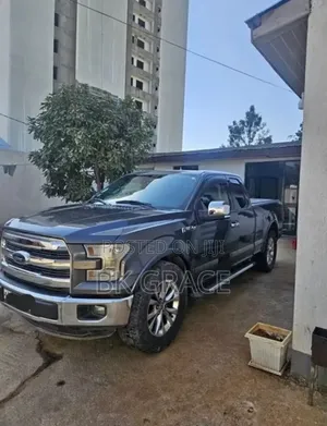 Ford F-150 2016 Blue
