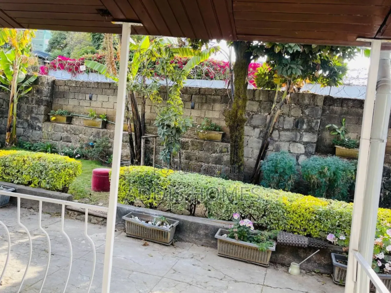 Furnished 3bdrm House in Bole for rent