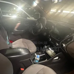 Hyundai Tucson 2014 White