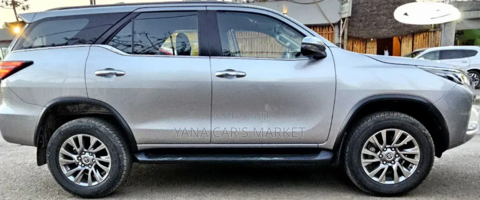 Toyota Fortuner 2023