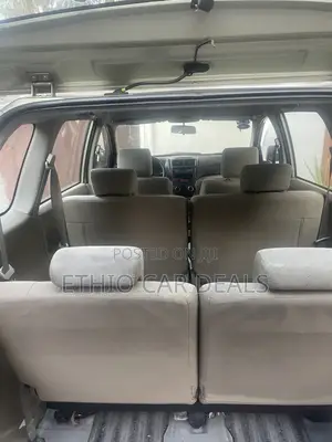 Toyota Avanza 2013 Gold