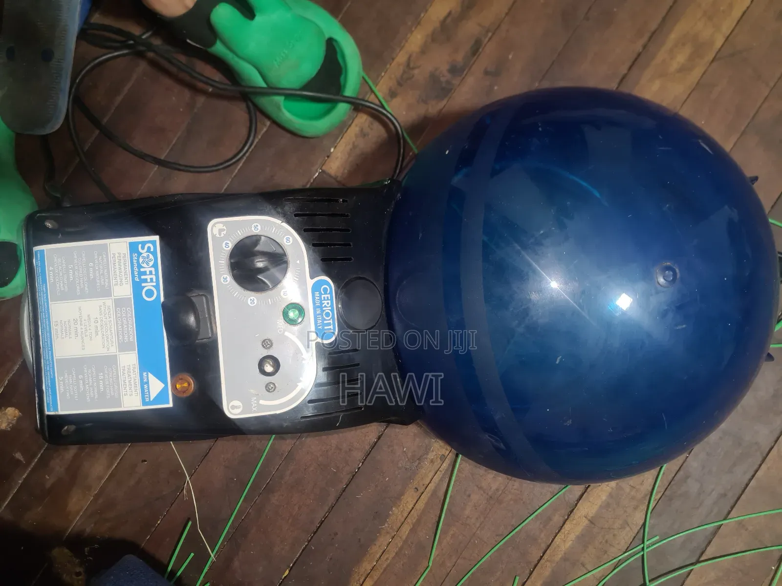 A Ceriotti Soffio Professional Hair Salon Steaming Machine.