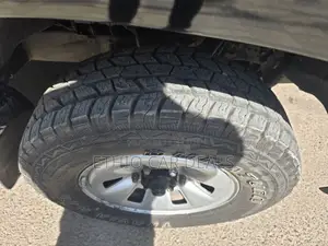 Toyota Hilux 2001 Black