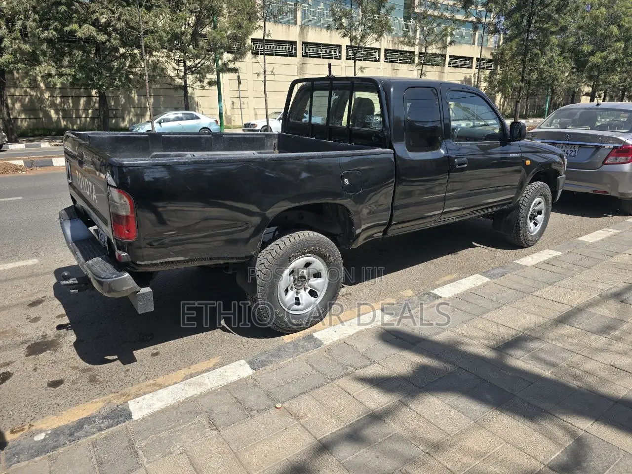 Toyota Hilux 2001 Black