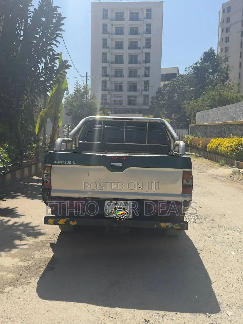 Mitsubishi L200 2004 Green